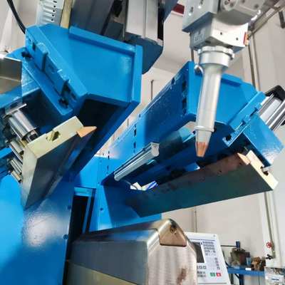 3-অক্ষ CNC পজিশনিং সহ CNC কর্নার রাউন্ডিং ওয়েল্ডিং মেশিন, 220V ভোল্টেজ এবং স্টেইনলেস স্টিল ফ্রেমের জন্য 500W পাওয়ার