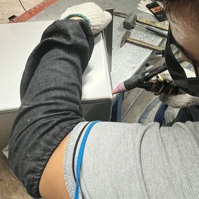 রান্নাঘরের সিঙ্ক উৎপাদনের জন্য উন্নত সোজা সিম ওয়েল্ডিং মেশিন